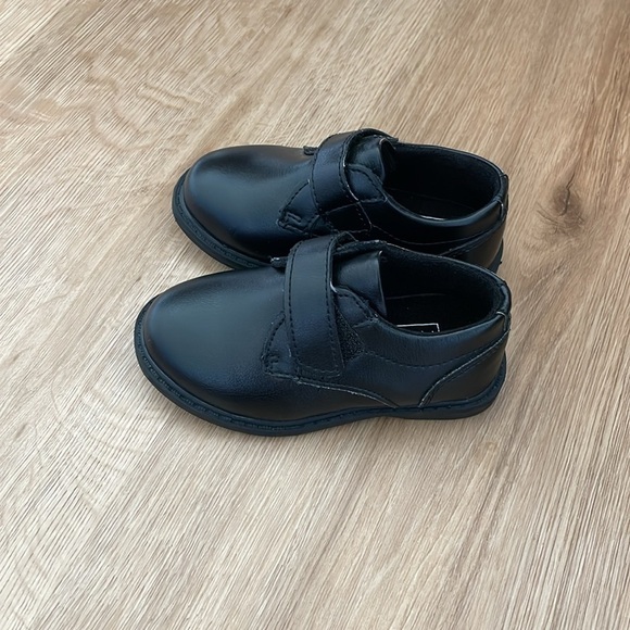 Max + Jake Shoes - Picture 2 of 4